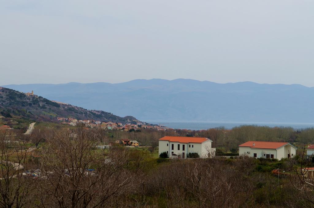 Apartments Nina Baška Exterior foto